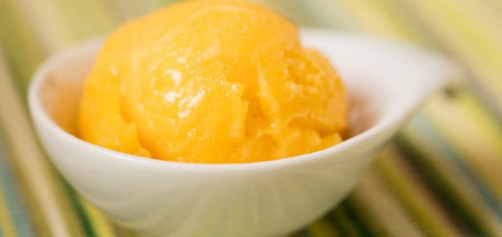 Mango Ice Cream recipe in hindi